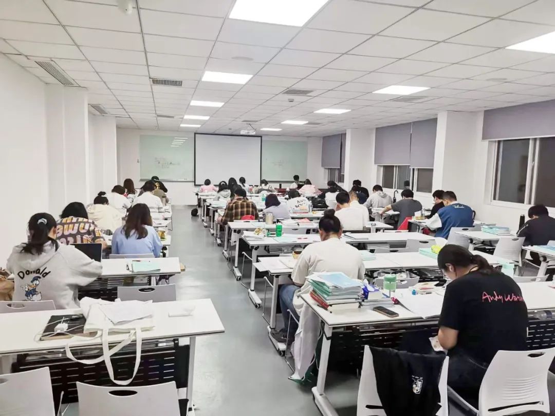 東吳教育目前已在安徽和貴州設置培訓中心，